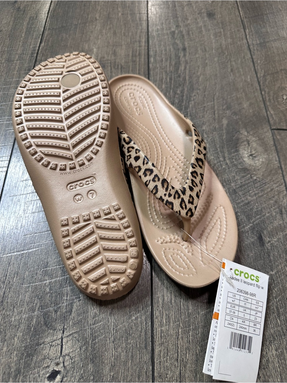 Crocs Kadee Leopard Thong Sandals - Picture 4 of 5